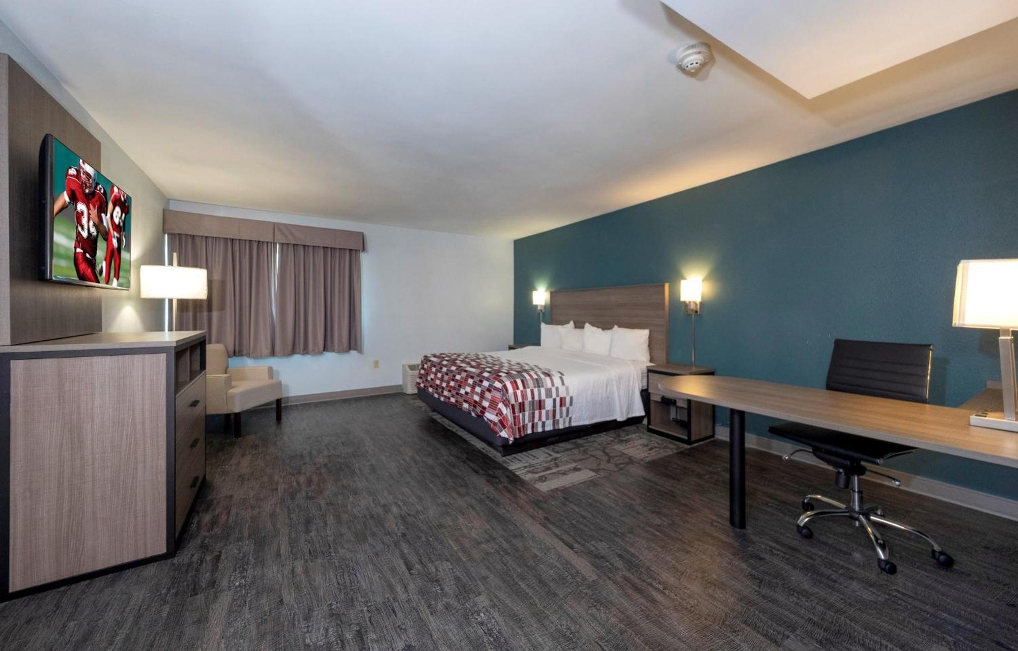 Red Roof Inn & Suites Wilmington - Нью-Касл Екстер'єр фото