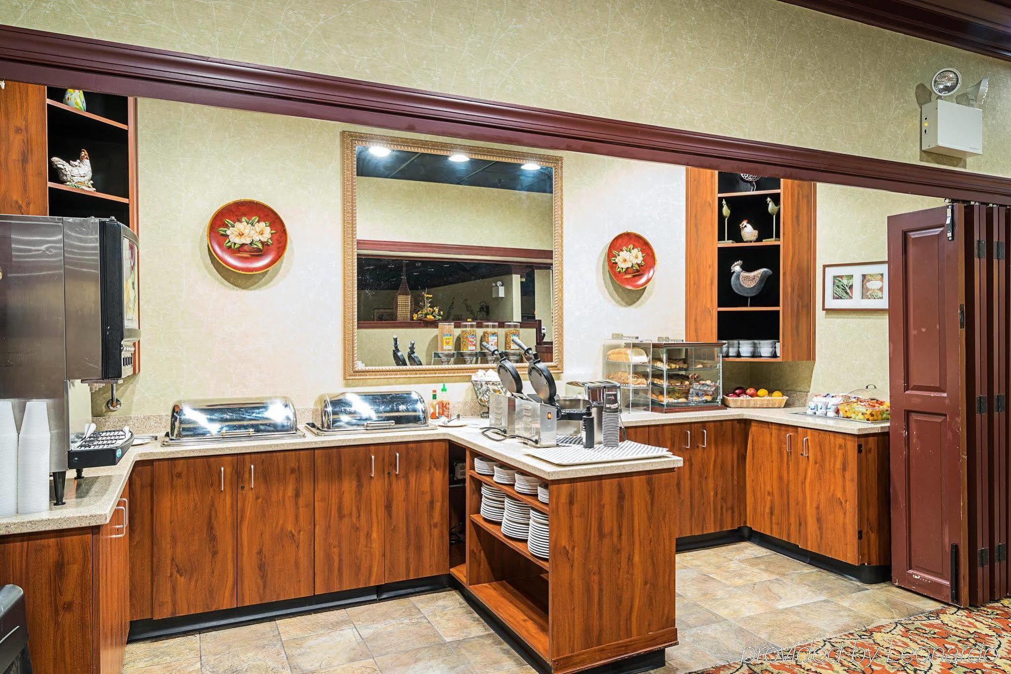 Red Roof Inn & Suites Wilmington - Нью-Касл Екстер'єр фото